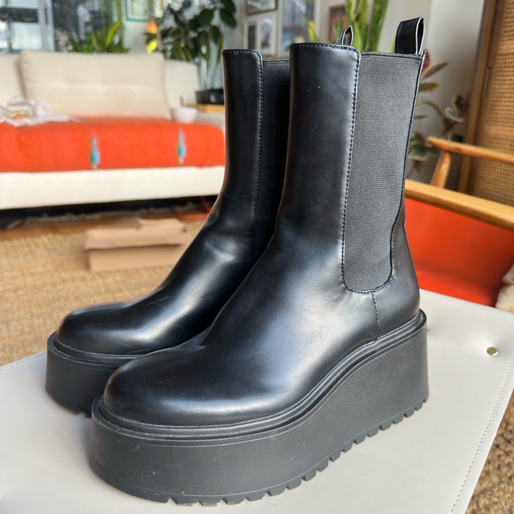Pull&Bear Black Platform Chelsea Boots